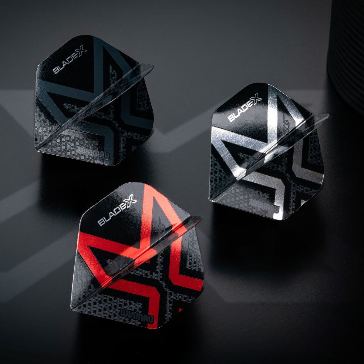 Winmau Blade X Prism Delta Metallic Black & Red Dart Flights