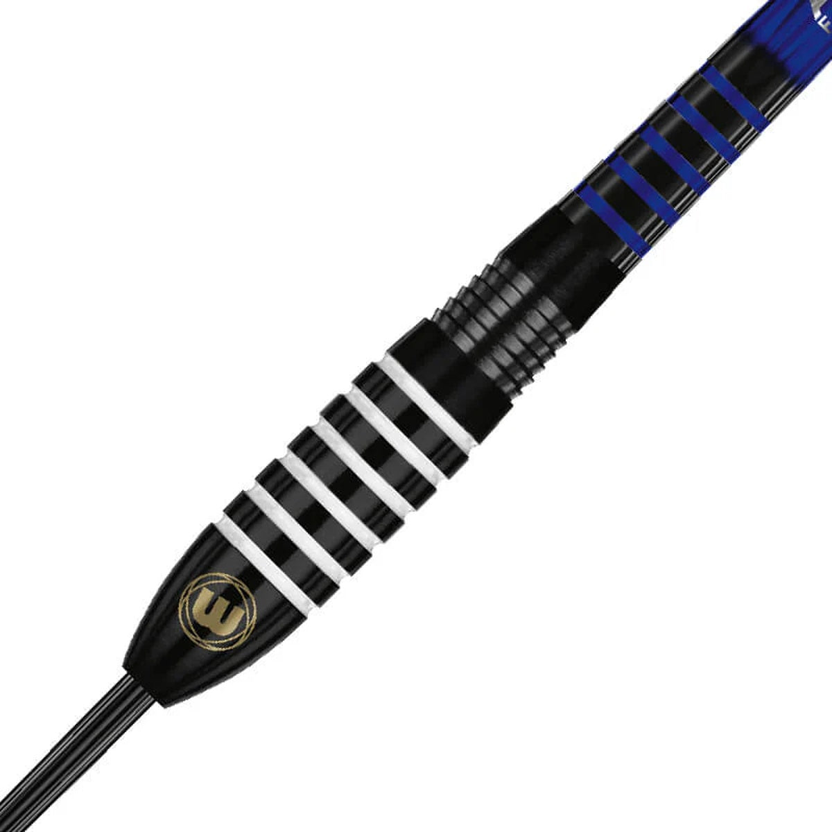 Andy Fordham Black Steel Tip Darts close up image showing detailed grip patterns, machining, coating, and precision craftsmanship