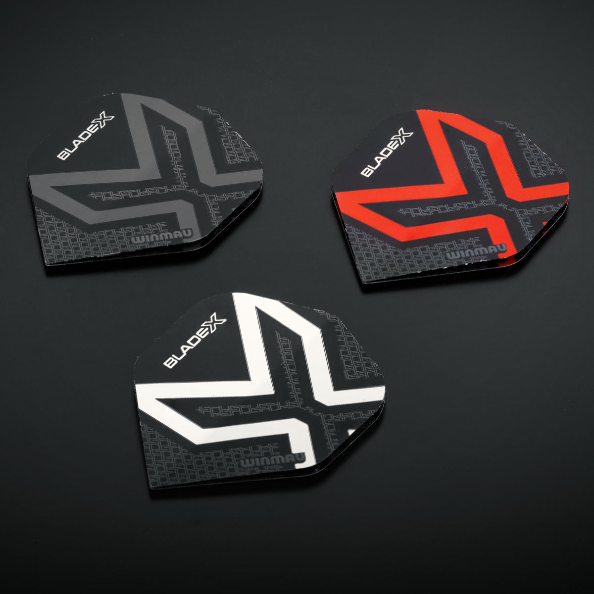 Winmau Blade X Prism Delta Metallic Black & Red Dart Flights